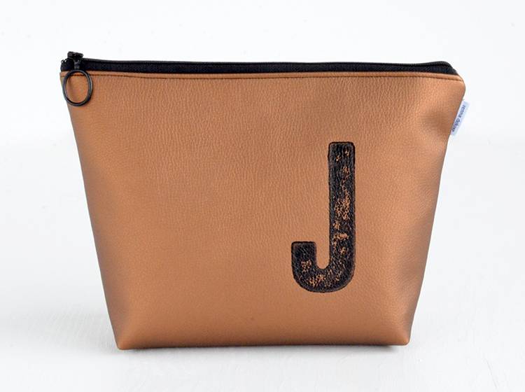 Renna Deluxe Waschtasche Metallic BRONZE mit Buchstabe personalisiert, vegan Angebote