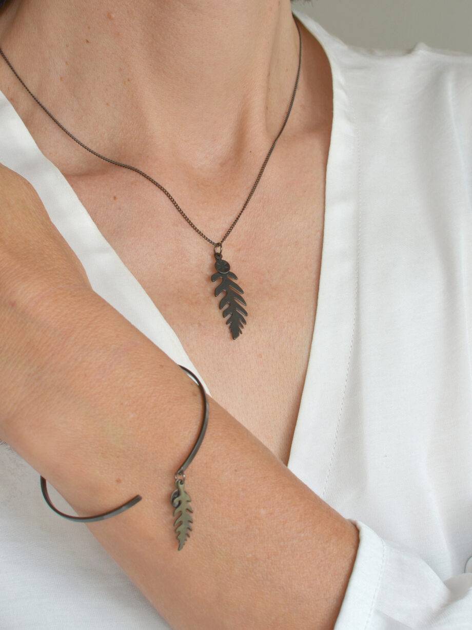 Renna Deluxe BLACK Edition Kette mit Farn Fabrikpreis