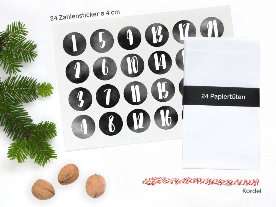 Renna Deluxe Adventskalender weiß mit schwarzen Aufklebern Begrenztes Angebot