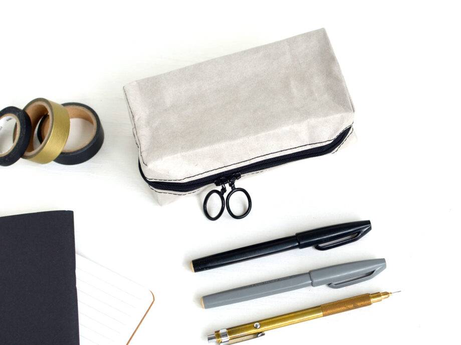Renna Deluxe Individualisiertes Federmäppchen mit Monogramm grau Exklusivangebot