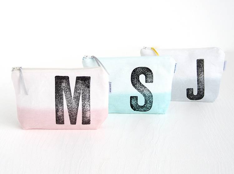 Renna Deluxe Schminktasche GRAU mit Monogramm personalisiert Flash Sale