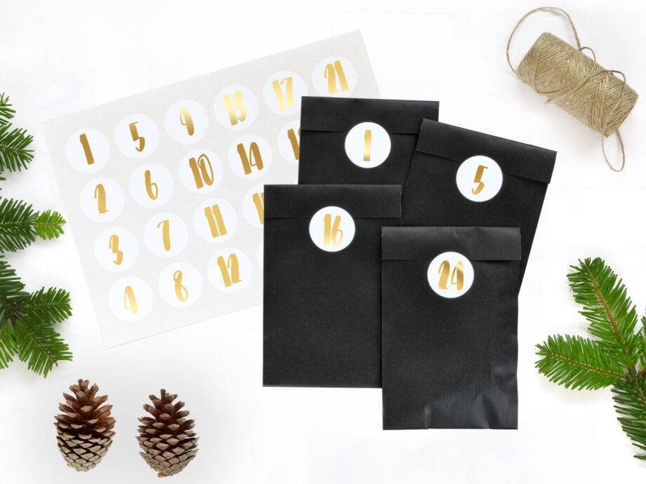 Renna Deluxe Adventskalender Gold metallic mit schwarzen Tüten Wochenangebot