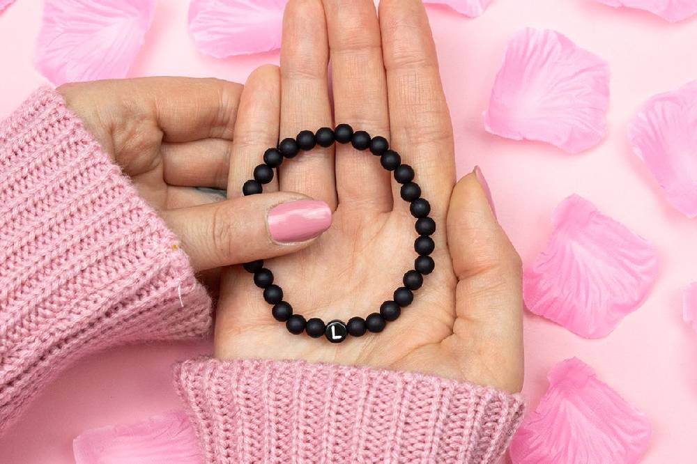 Sadingo Partnerarmband mit Buchstaben und Achat Perlen 2025