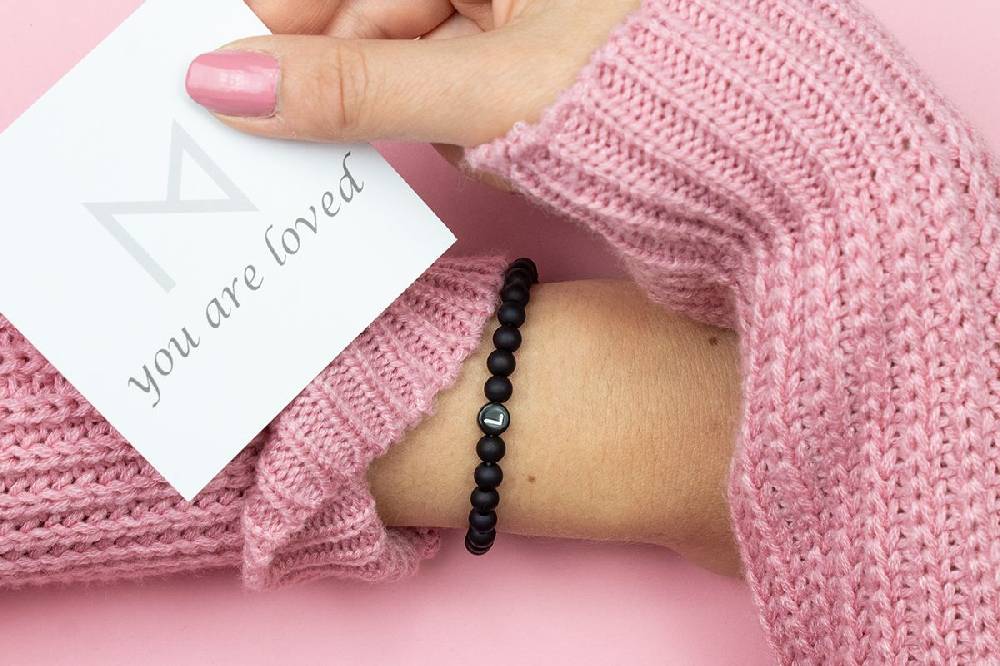 Sadingo Partnerarmband mit Buchstaben und Achat Perlen 2025