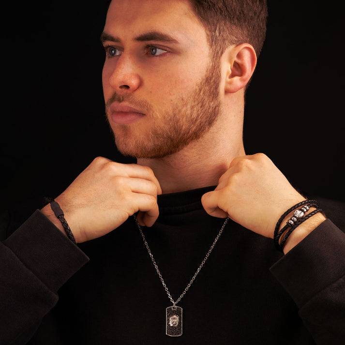 Save Brave Lederarmband Aaron mit Carbonperlen Rabatte dieses Monats