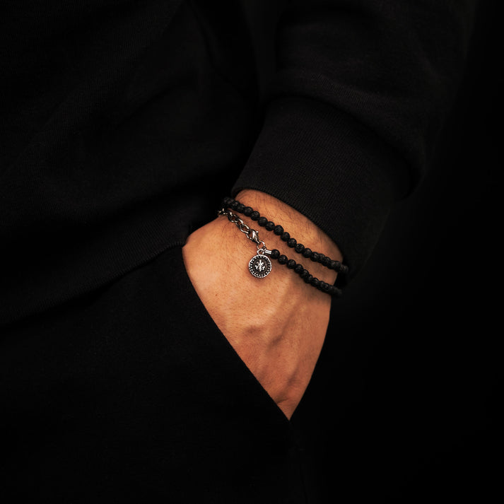 Save Brave Doppeltes Armband aus dunkelgrauen Jasperperlen & Fleur de Lys Anhänger Hotsell