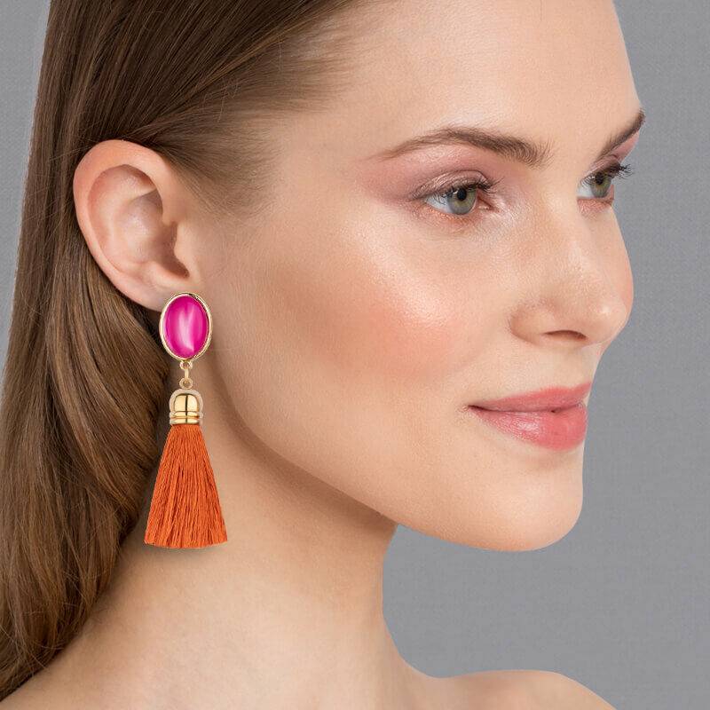 SchwesterSchwester Schimmernde pinkfarbene Ohrstecker mit Quaste in Rostorange von AmuseToi Blitzangebot