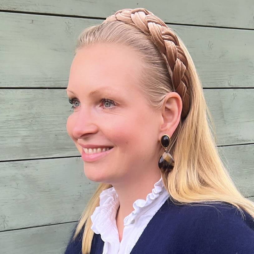 SchwesterSchwester Schwarze Ohrstecker mit Tropfen in Schildpatt-Optik von AmuseToi Meist gekauft