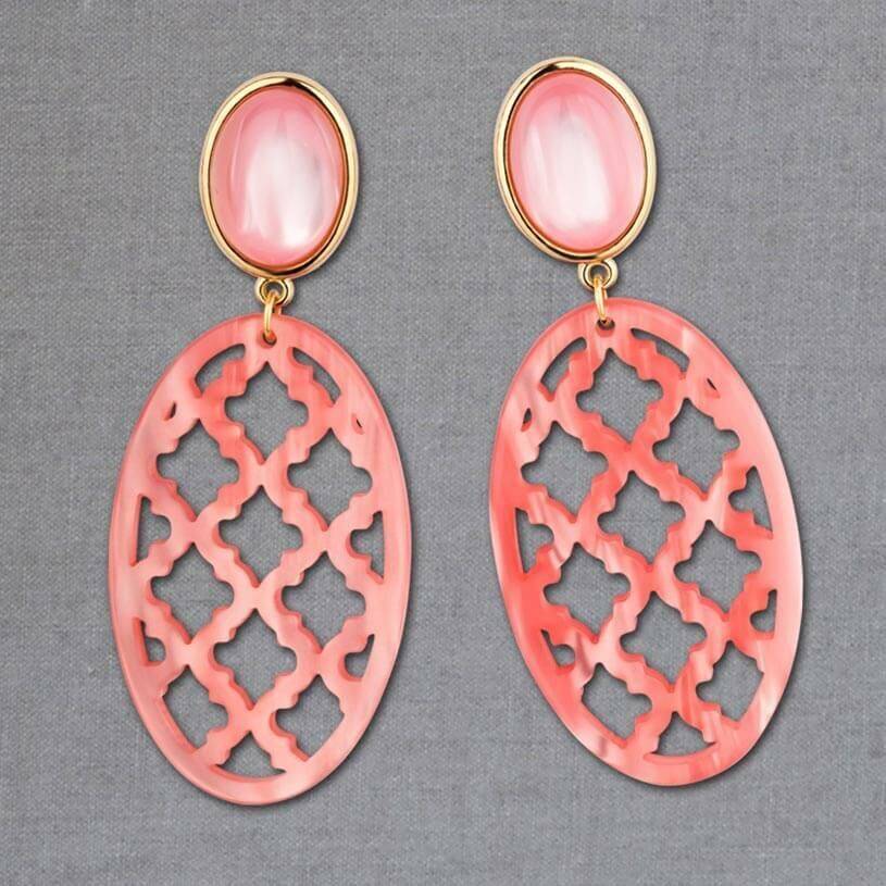 SchwesterSchwester Hellrosa Ohrstecker mit perlmutt schimmerndem Oval im Marrakesch Stil von AmuseToi Sonderangebote