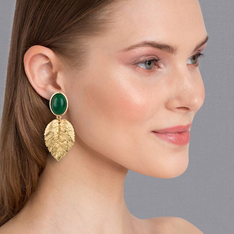 SchwesterSchwester Dunkelgrüner Ohrstecker mit großem goldenen Blatt von AmuseToi Meist gekauft