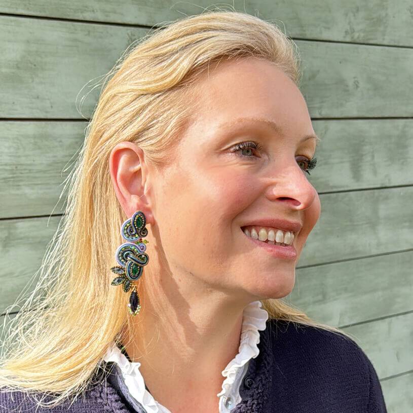 SchwesterSchwester Vorbestellbar - Raffinierte Soutache-Ohrstecker in Blautönen Bestseller