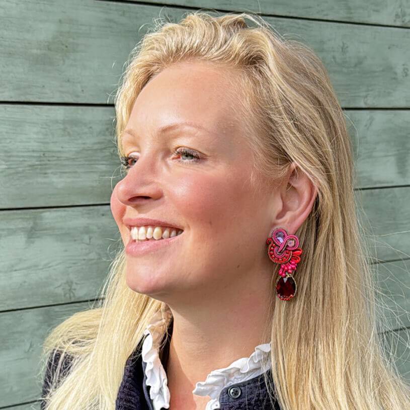 SchwesterSchwester Vorbestellbar - Stylische Soutache-Ohrringe in Pink und Rot Günstiger Verkauf