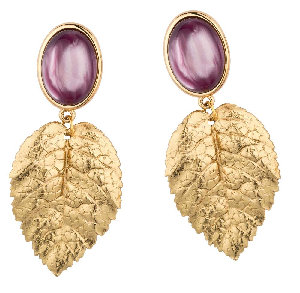 SchwesterSchwester Amethystfarbene Ohrstecker mit goldenem Blatt von AmuseToi Preisnachlass