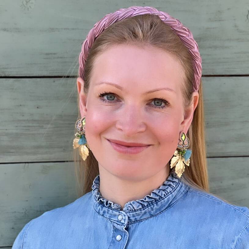SchwesterSchwester Rosafarbene Soutache-Ohrstecker kleinen hellblauen Quasten und goldenen Blättern Online Outlet