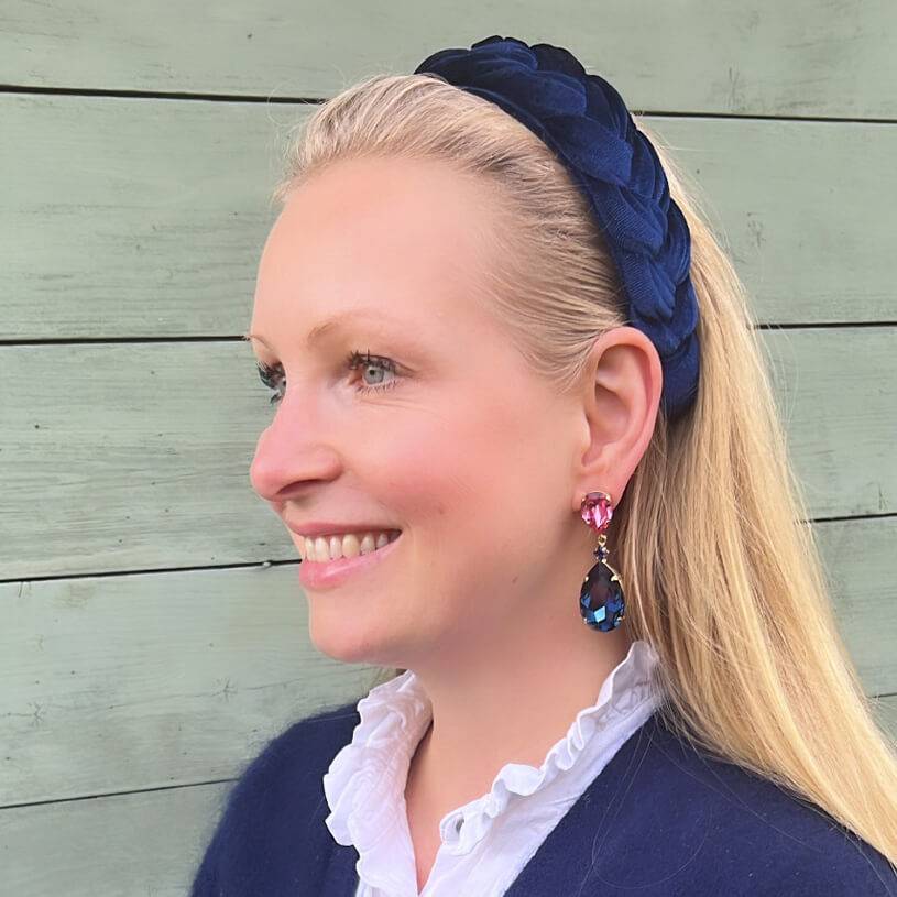 SchwesterSchwester Funkelnde Ohrstecker mit Glas-Kristallen in Pink und Dunkelblau Große Rabatte
