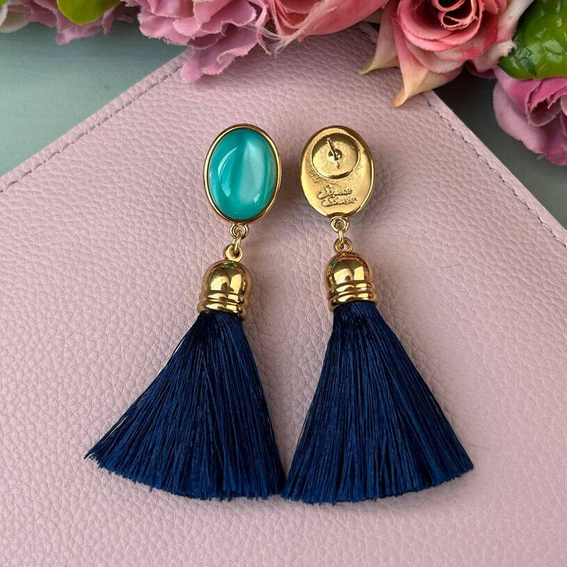 SchwesterSchwester Vergoldete Ohrstecker in Türkis mit Quaste in Marineblau von AmuseToi Kostenlose Rückgabe