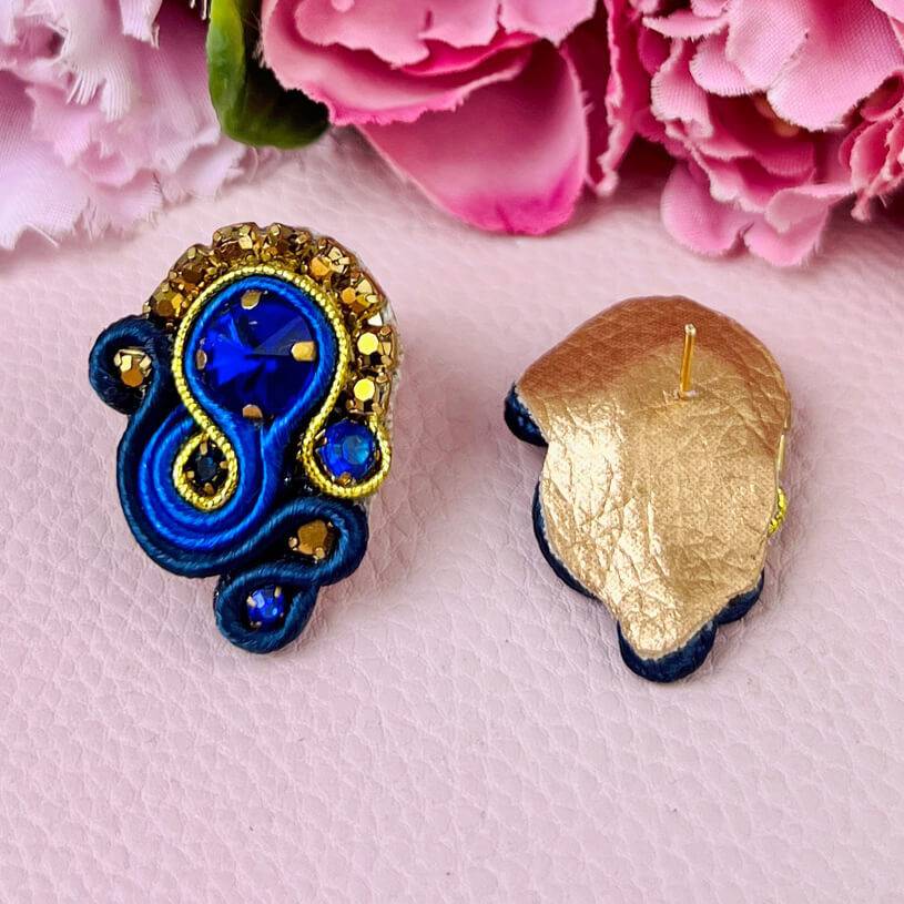 SchwesterSchwester Schöne Soutache-Ohrringe in Dunkelblau Zeitbegrenzte Promotion