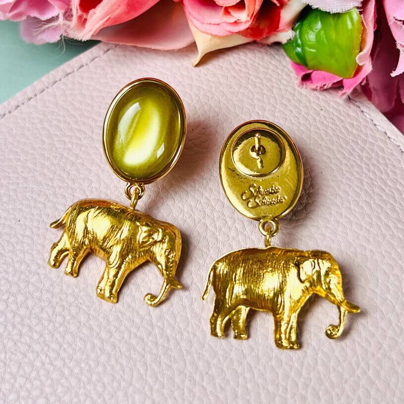SchwesterSchwester Ohrstecker in Senfgelb mit vergoldetem Elefant Kostenloser Versand international