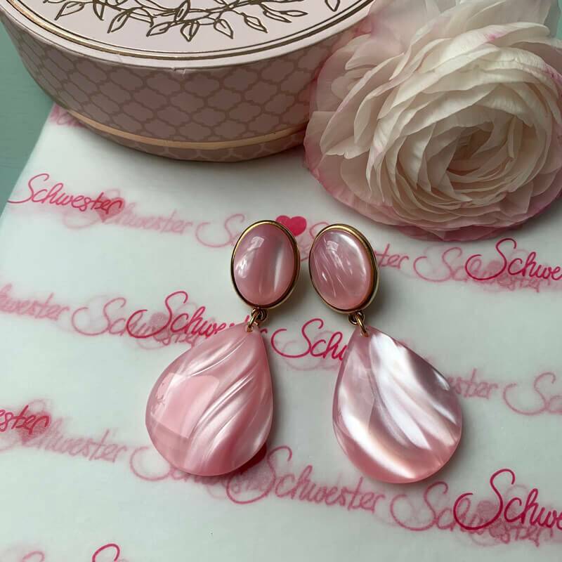SchwesterSchwester Tropfen-Ohrringe in Rosa von AmuseToi Schlussverkauf