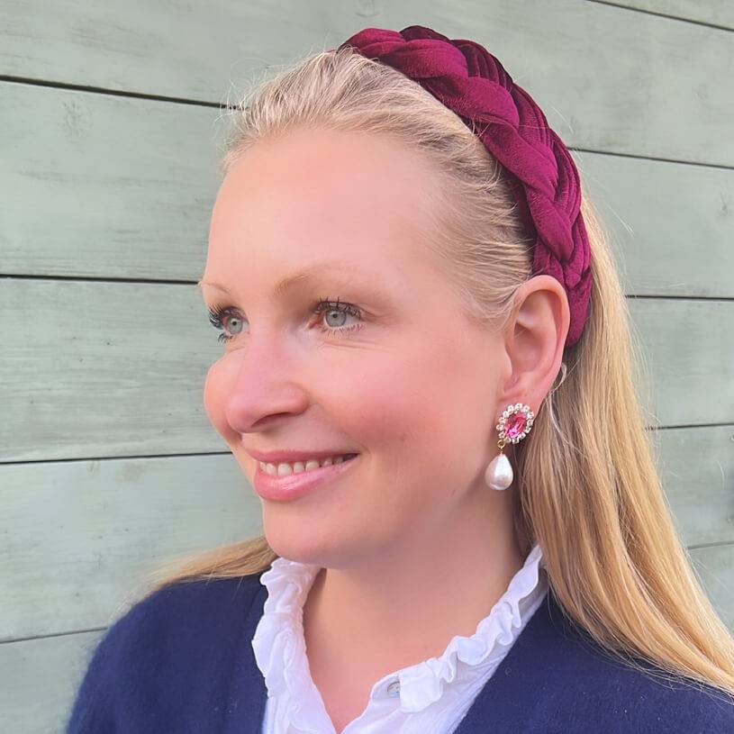SchwesterSchwester Edel funkelnde Ohrstecker in Pink mit leichtem Baumwolltropfen Super Sparpreis