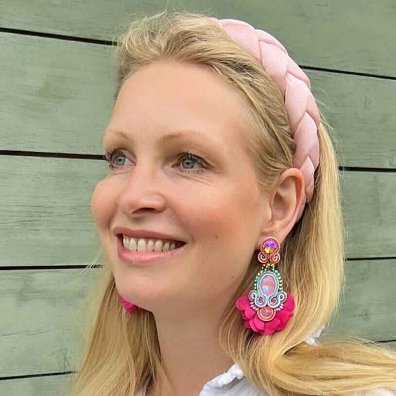 SchwesterSchwester Außergewöhnliche Soutache-Ohrringe in leuchtendem Pink Begrenzte Freigabe