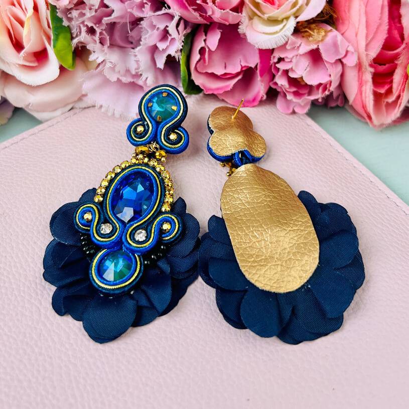 SchwesterSchwester Außergewöhnliche Soutache-Ohrringe in Dunkelblau Hotsell