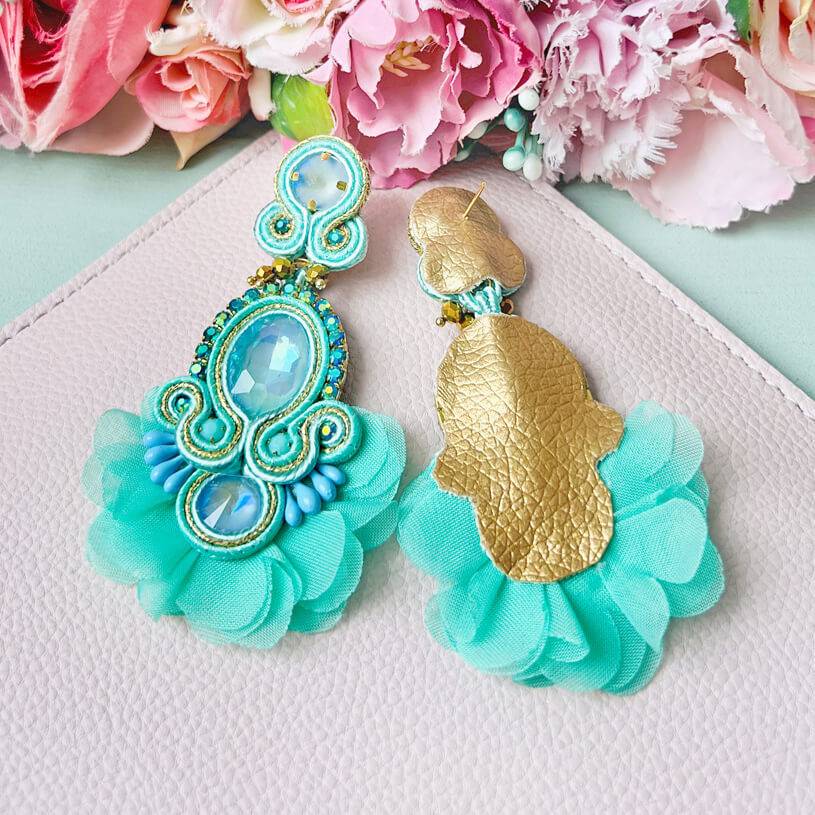 SchwesterSchwester Außergewöhnliche Soutache-Ohrringe in Türkis Kauf eins, bekomm eins gratis