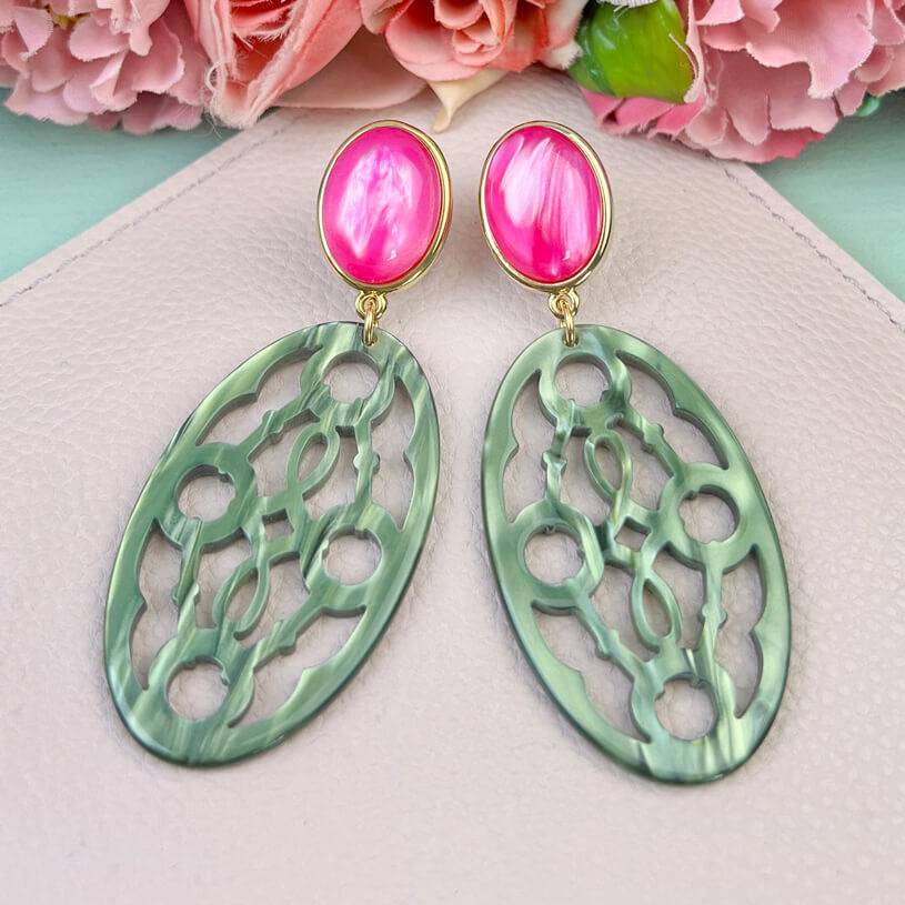 SchwesterSchwester Pinke Trensen-Ohrringe mit Oval in Silbergrün von AmuseToi Wochenangebot